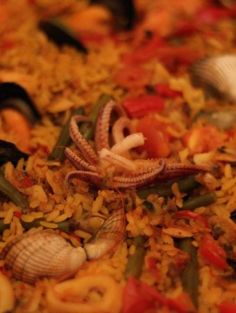 La Paella, plato emblemático en España